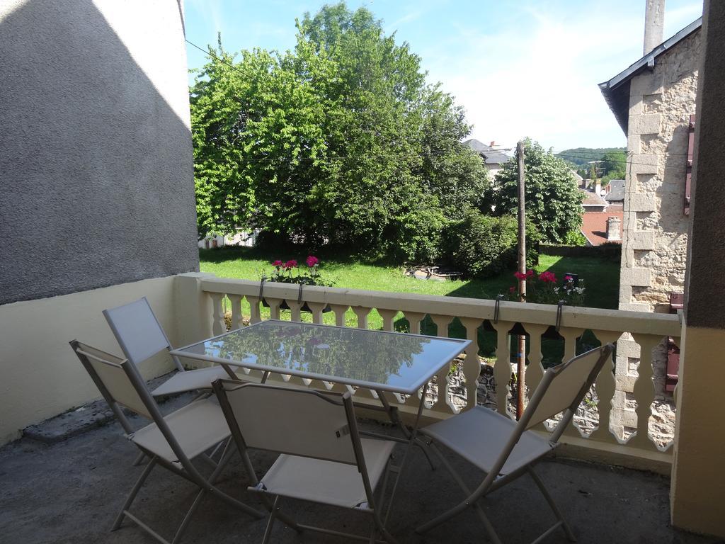 La Petite Cerise Villa Eymoutiers  Exterior foto
